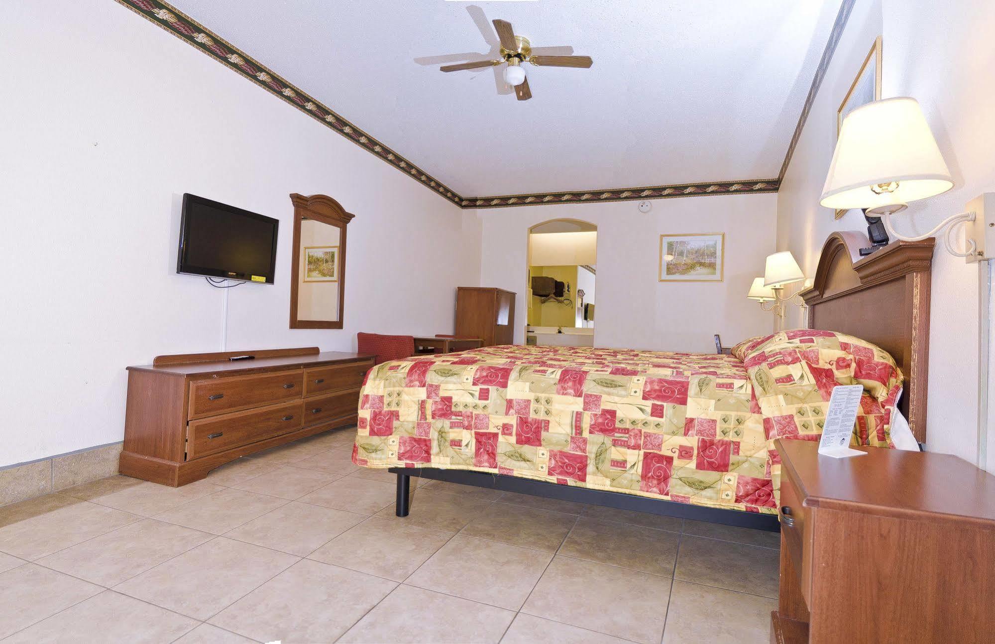 Texas Inn And Suites - Rio Grande Valley Единбург Екстериор снимка