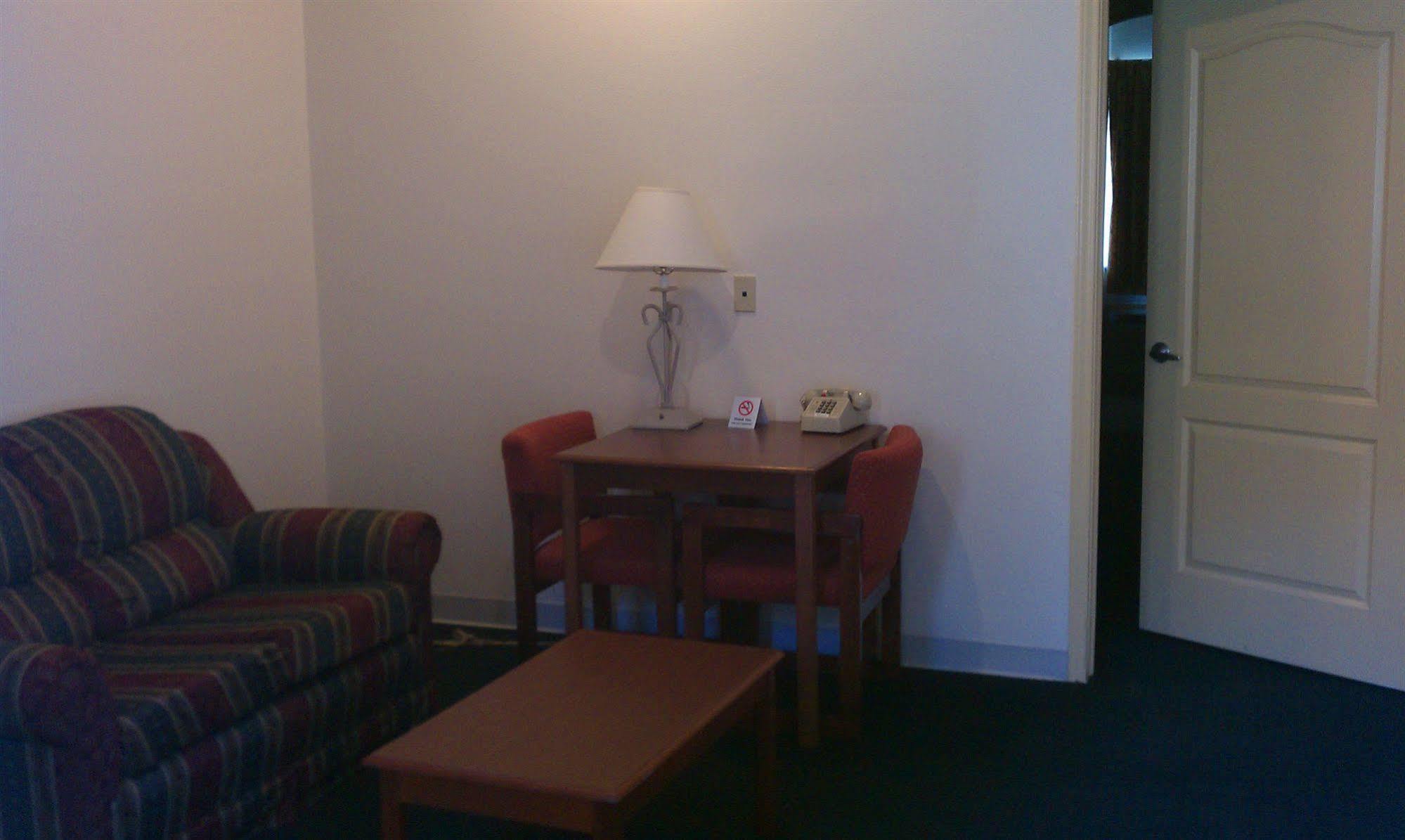 Texas Inn And Suites - Rio Grande Valley Единбург Стая снимка