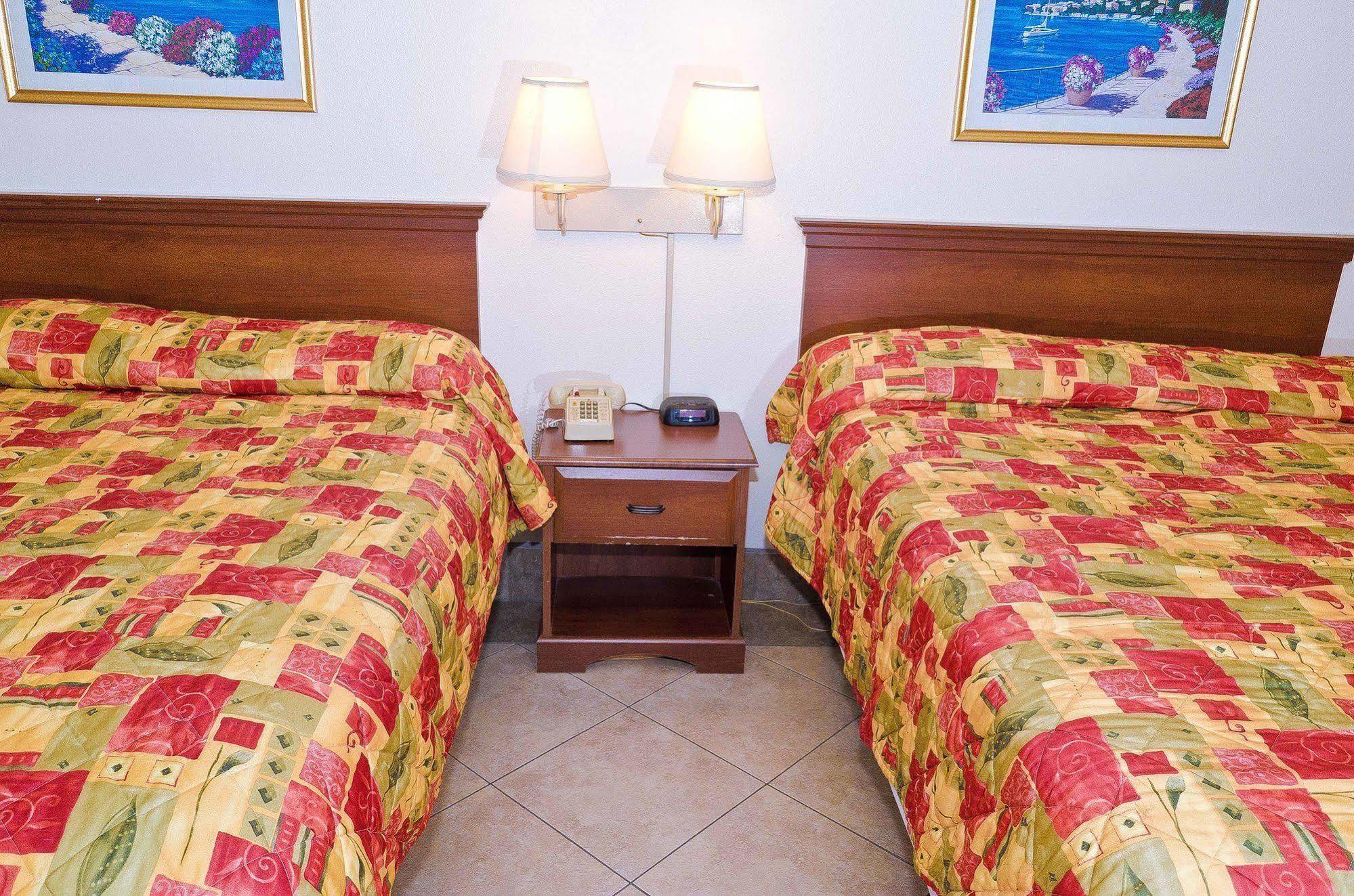 Texas Inn And Suites - Rio Grande Valley Единбург Екстериор снимка